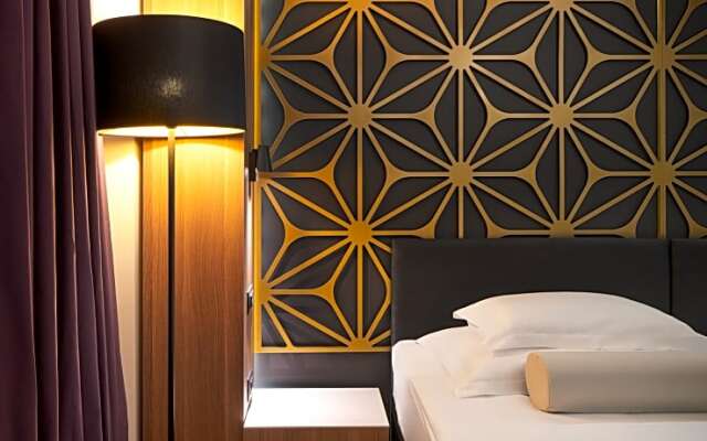 Superior Single room with balcony and with sea view