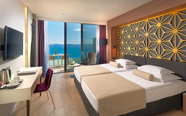 Superior room with sea view
