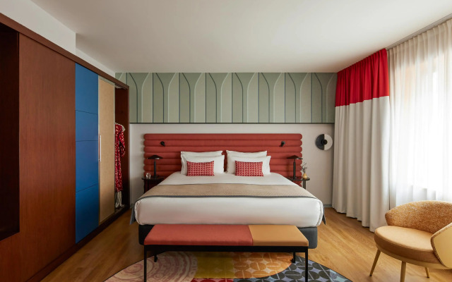 Double Suite