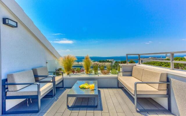 Deluxe Suite with balcony