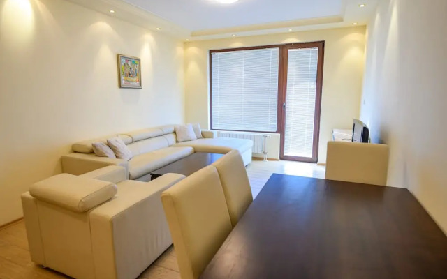Double Apartment with mountain view