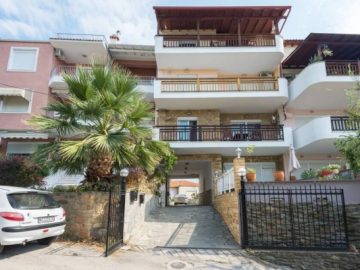 Lovely Apartment, sea View, Neos Marmaras, Greece