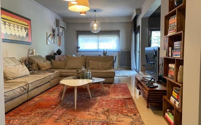 Lovely Luxurious Modern Apartment in Thessaloniki