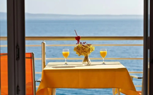 Nice Apartment With a sea View