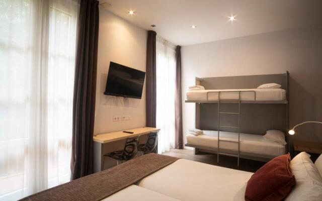 Quadruple room