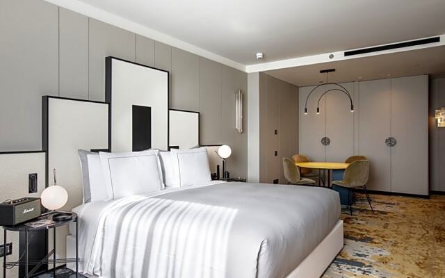 Double Studio Suite
