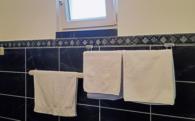 Apartment 4 Sleeps 4 Guests