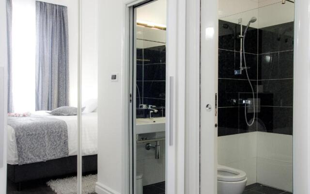 Superior Double room with city view