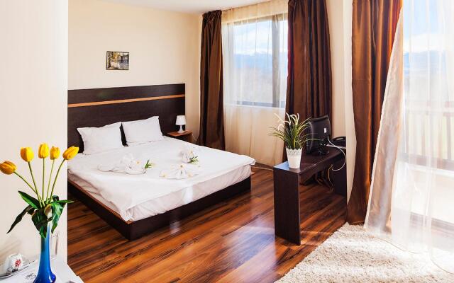 Double Studio with balcony and with view