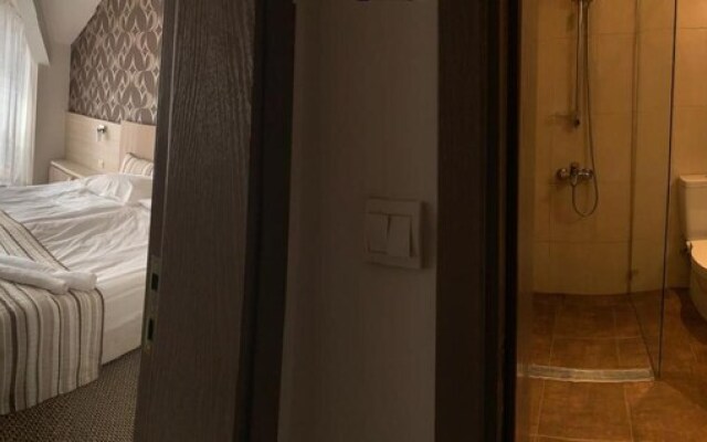 Stayinn Granat Apartments – Next to Gondola Lift, Perfect for 4 Guests