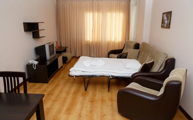2 Bedrooms Apartment with view