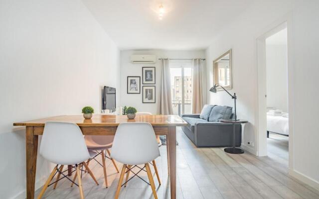 Apartment with balcony