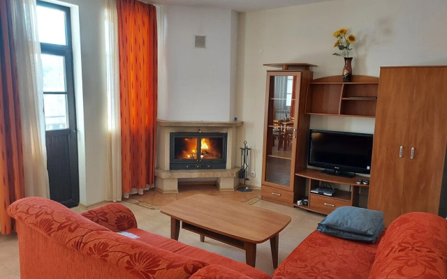 Two-bedroom Suite in the Beautiful Pinerose Resort