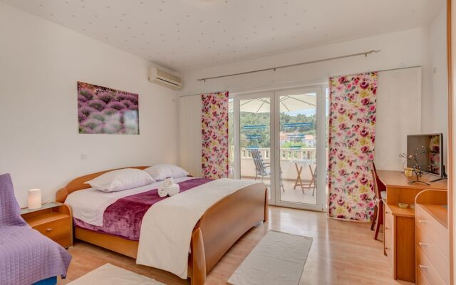 Comfort Apartment with sea view
