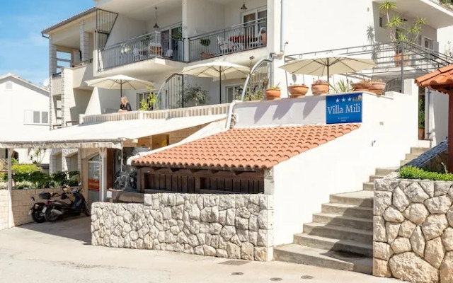 Standard Quadruple Apartment with sea view