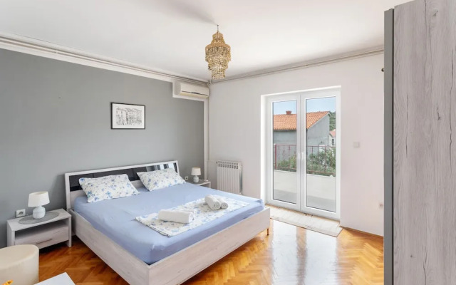 1 Bedroom Comfort Double Apartment with balcony and with sea view