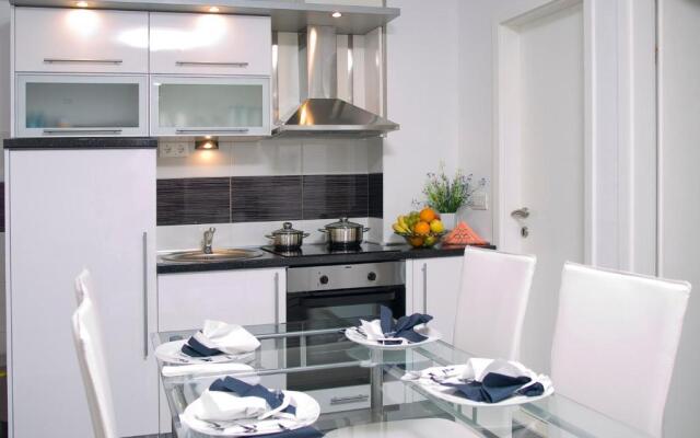 2 Bedrooms Family Apartment