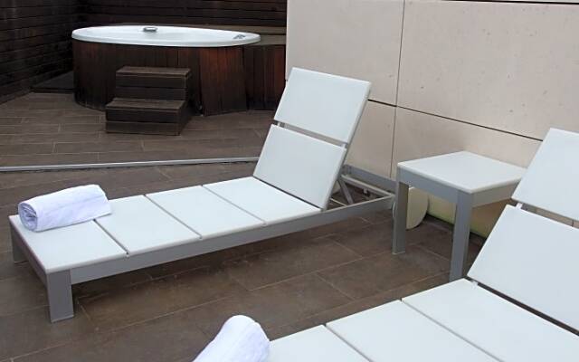 Standard Single Junior Suite